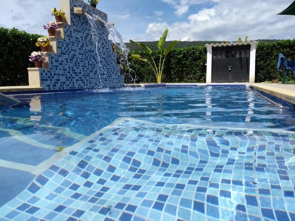 C&H Casa Campestre El Oasis Ricaurte Girardot Bed & Breakfast Luaran gambar