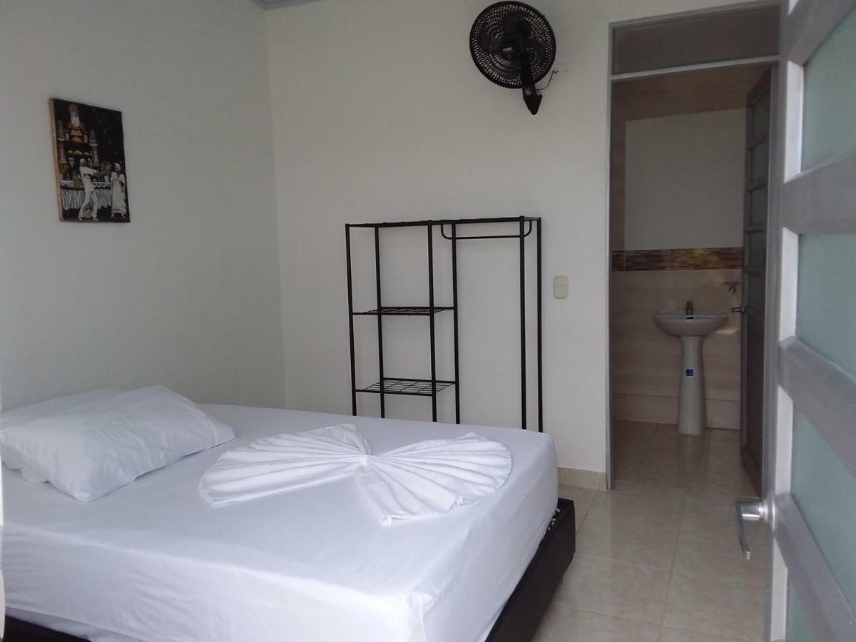 C&H Casa Campestre El Oasis Ricaurte Girardot Bed & Breakfast Luaran gambar